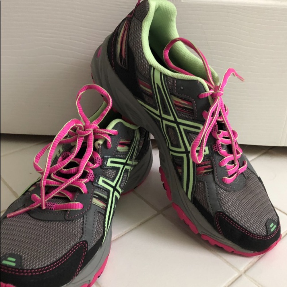 🆕 ASICS GEL-Venture 5 Running Shoe